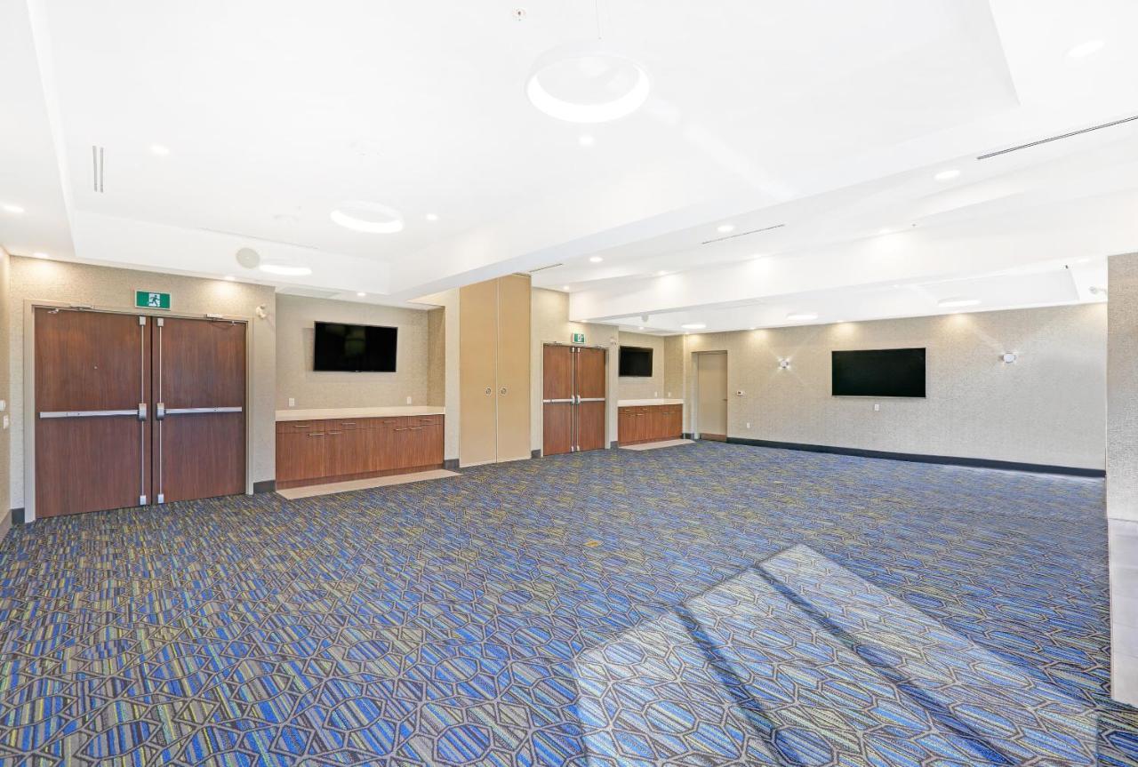 Holiday Inn Express & Suites - Woodstock, On Canada Exteriér fotografie